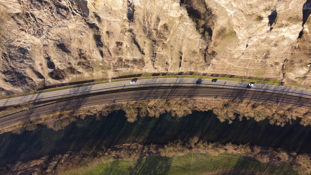 Bitlis'te Feci TIR Kazası: Evli Çift Hayatını Kaybetti, 5 Yaralı!