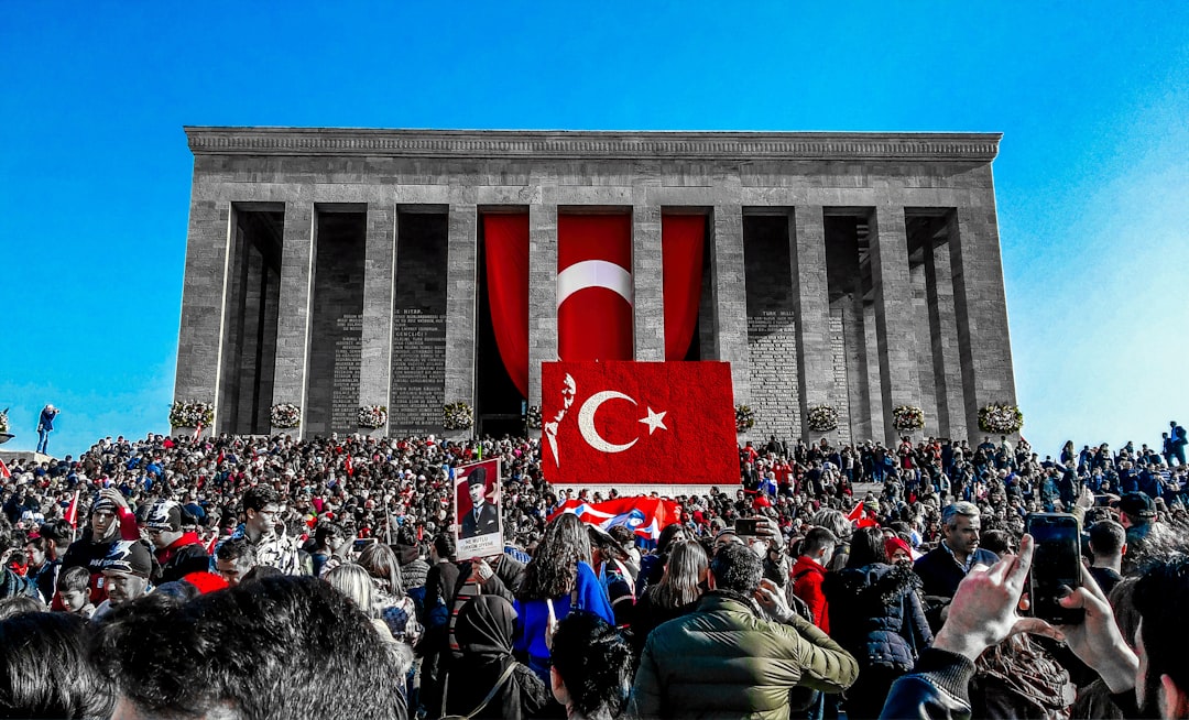 Erhan Afyoncu’nun İlber Ortaylı Paylaşımı Tartışma Yarattı!