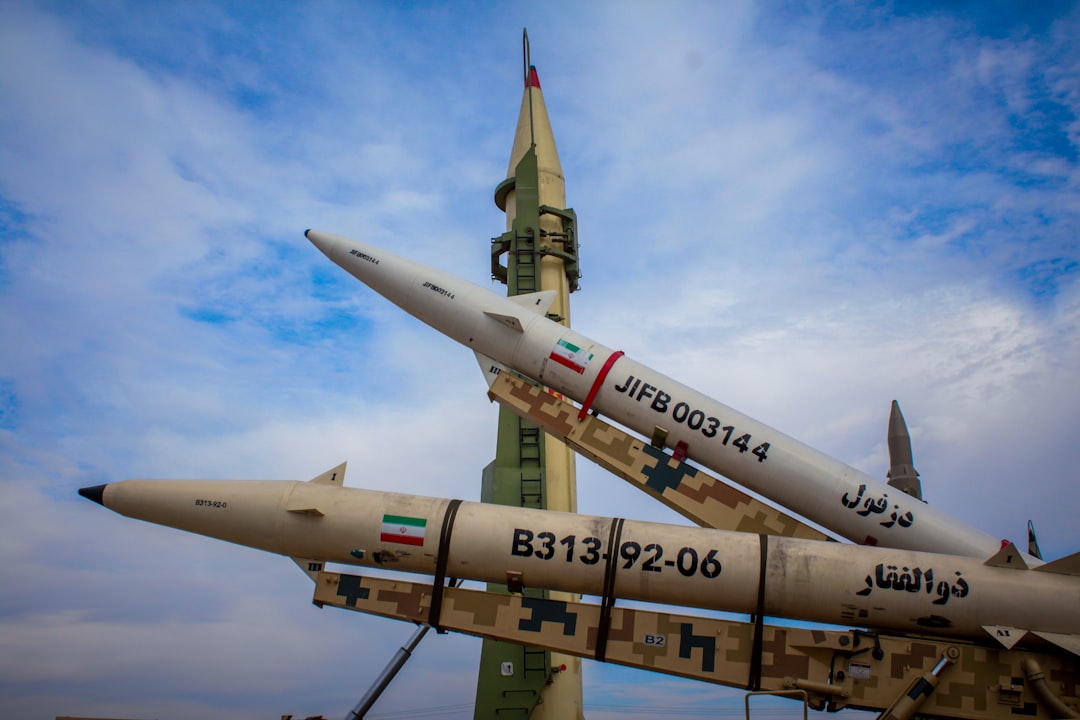 İran’ın Hava Savunmasını Aşan Balistik Füze İlk Kez Ateşlendi!